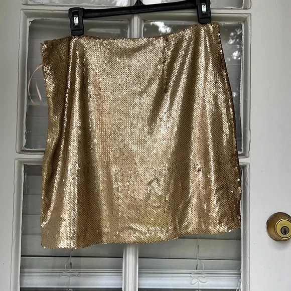 Gold sequin mini R+J Romeo and Juliet Couture Mini for Target - Picture 2 of 7